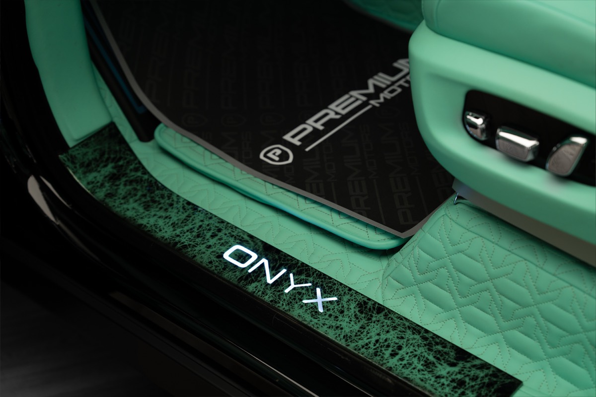 Used 2024 Rolls-Royce Cullinan — Onyx Special Order — Black for Sale in Dubai — gallery photograph 11
