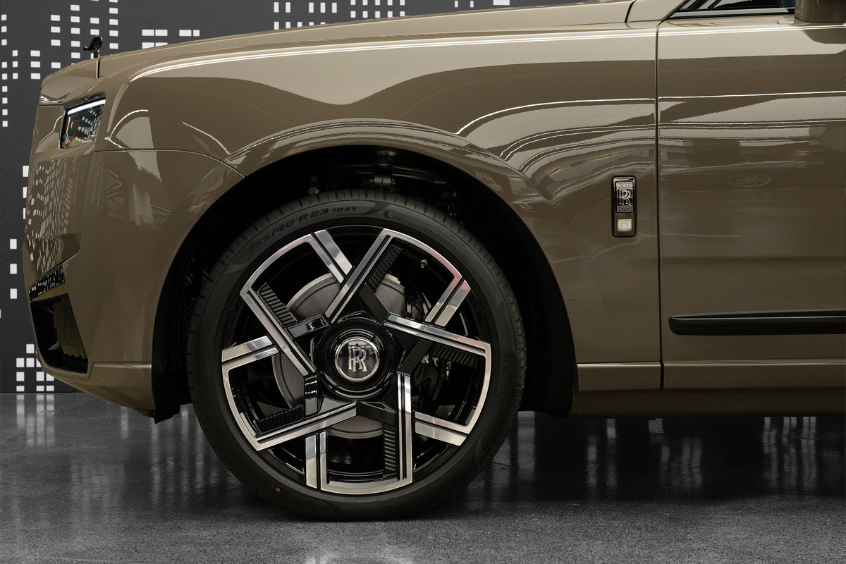 2026 Rolls-Royce Cullinan Black Badge — Emperador Truffle for Sale in Dubai — gallery photograph 6