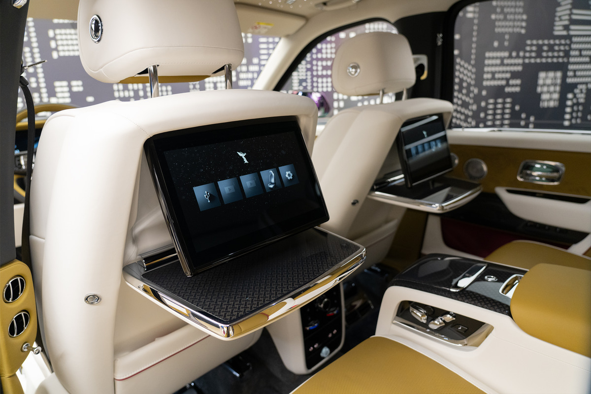 2026 Rolls-Royce Cullinan — Keyvany Hayula — Grey for Sale in Dubai — gallery photograph 12