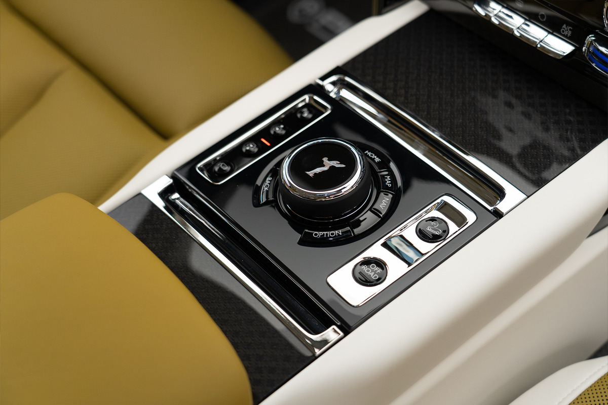 2026 Rolls-Royce Cullinan — Keyvany Hayula — Grey for Sale in Dubai — gallery photograph 14