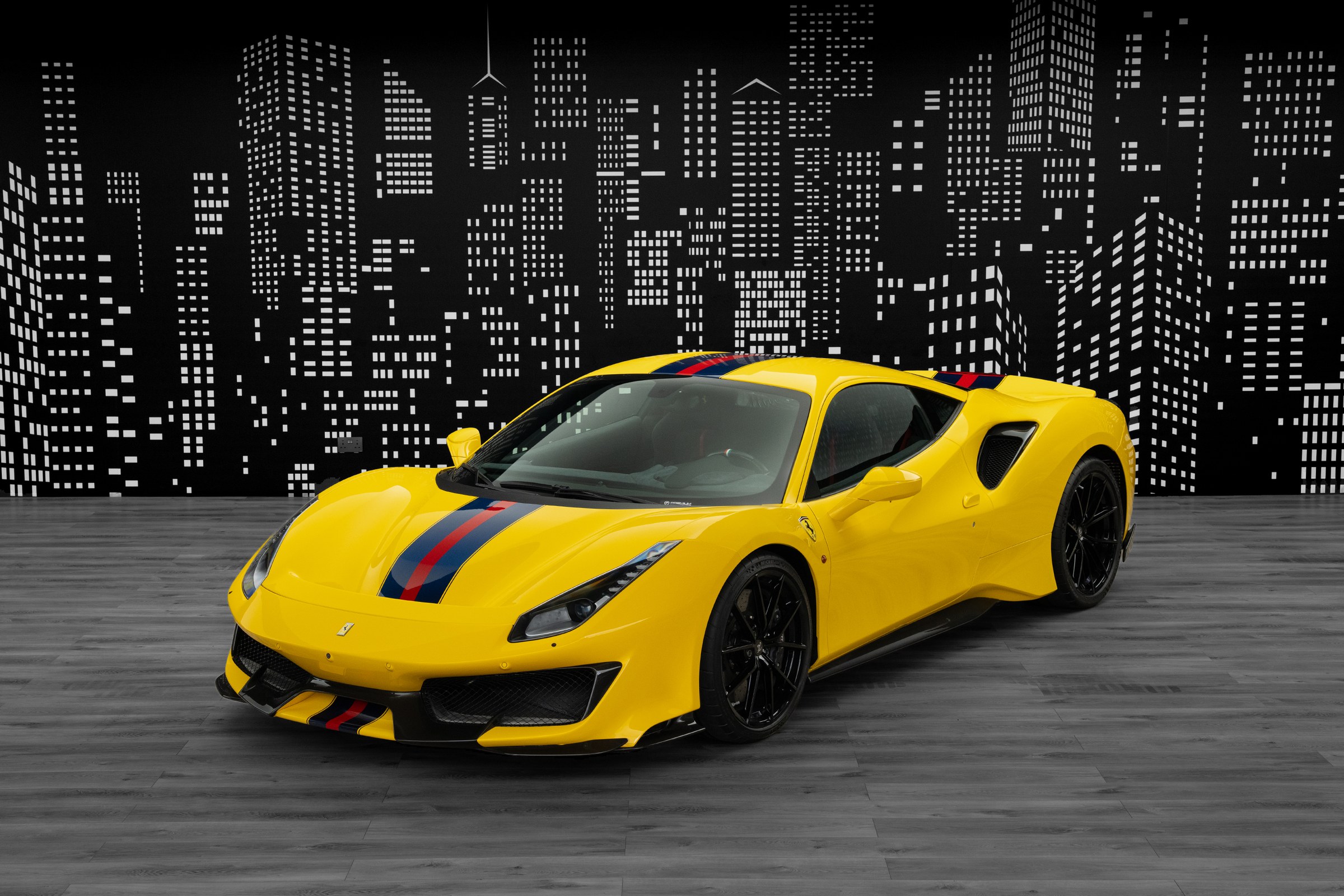 Used 2020 Ferrari 488 Pista — Yellow for Sale in Dubai — Yellow exterior