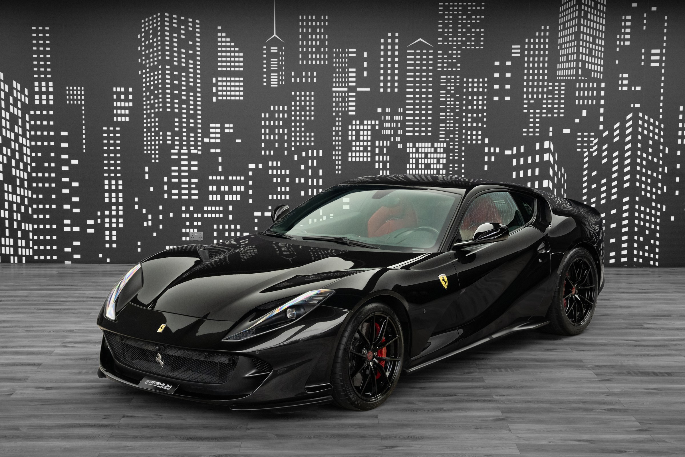 Used 2019 Ferrari 812 Superfast — Black for Sale in Dubai — Black exterior