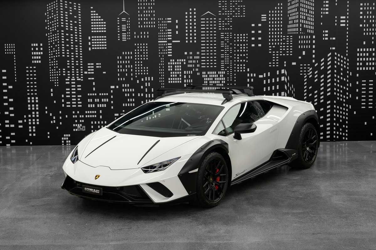 2023 Lamborghini Huracán Sterrato in White — front three-quarter view