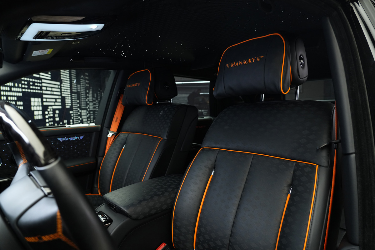 Used 2023 Rolls-Royce Phantom EWB — Mansory Diamond — Black for Sale in Dubai — gallery photograph 10