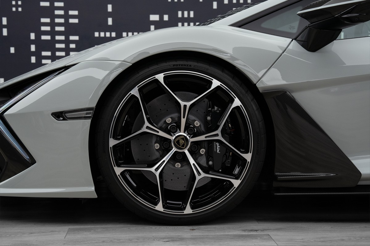2026 Lamborghini Revuelto — Grey for Sale in Dubai — gallery photograph 7