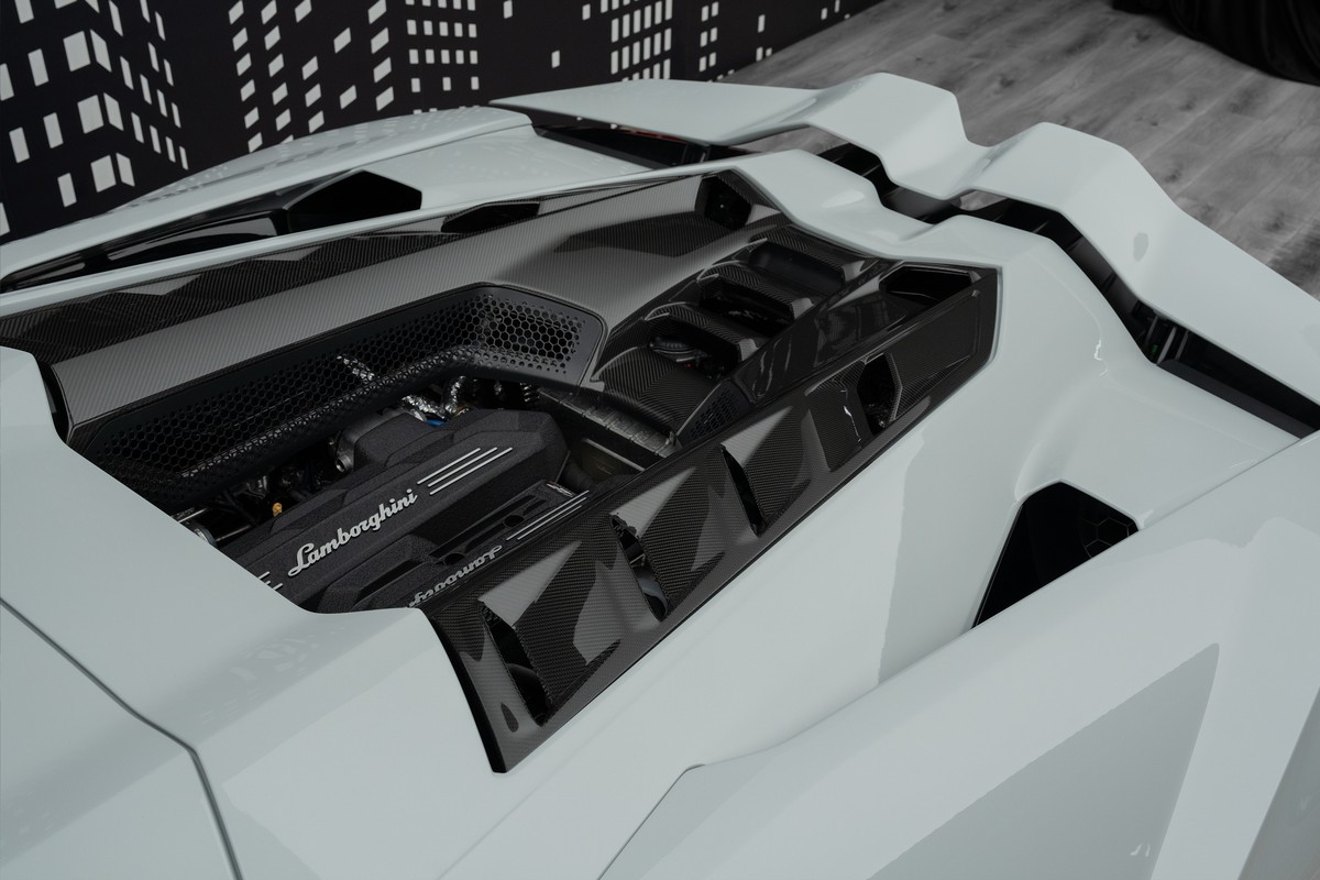 2026 Lamborghini Revuelto — Grey for Sale in Dubai — gallery photograph 8