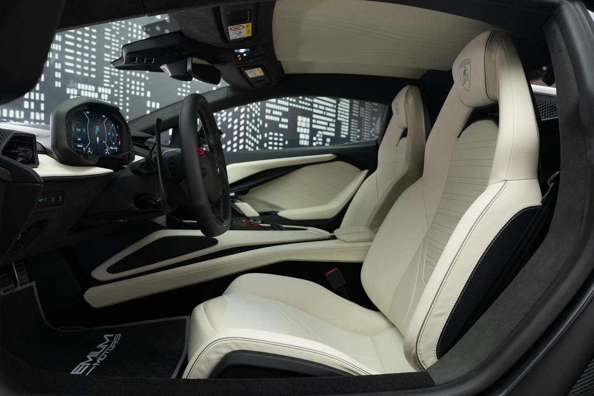 2026 Lamborghini Revuelto — Grey for Sale in Dubai — gallery photograph 11