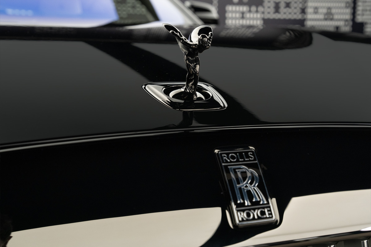 2026 Rolls-Royce Spectre Black Badge — Black for Sale in Dubai — gallery photograph 7
