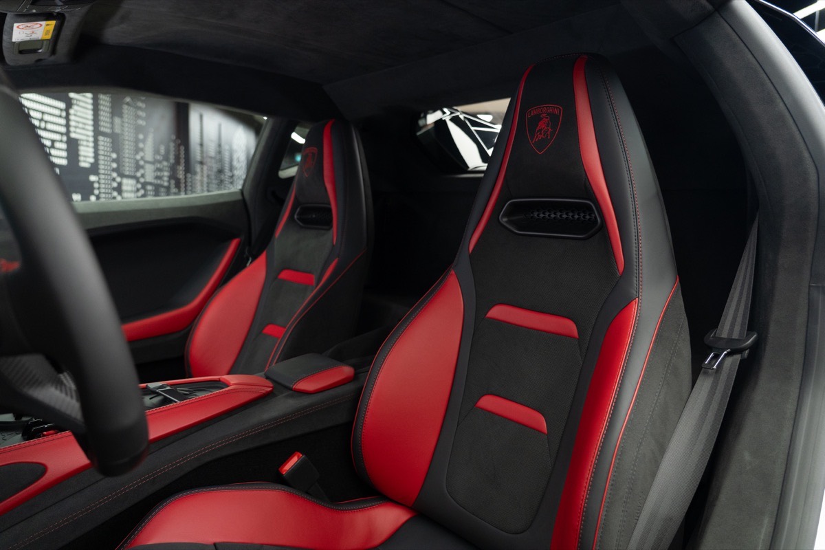 2026 Lamborghini Temerario — White for Sale in Dubai — gallery photograph 13