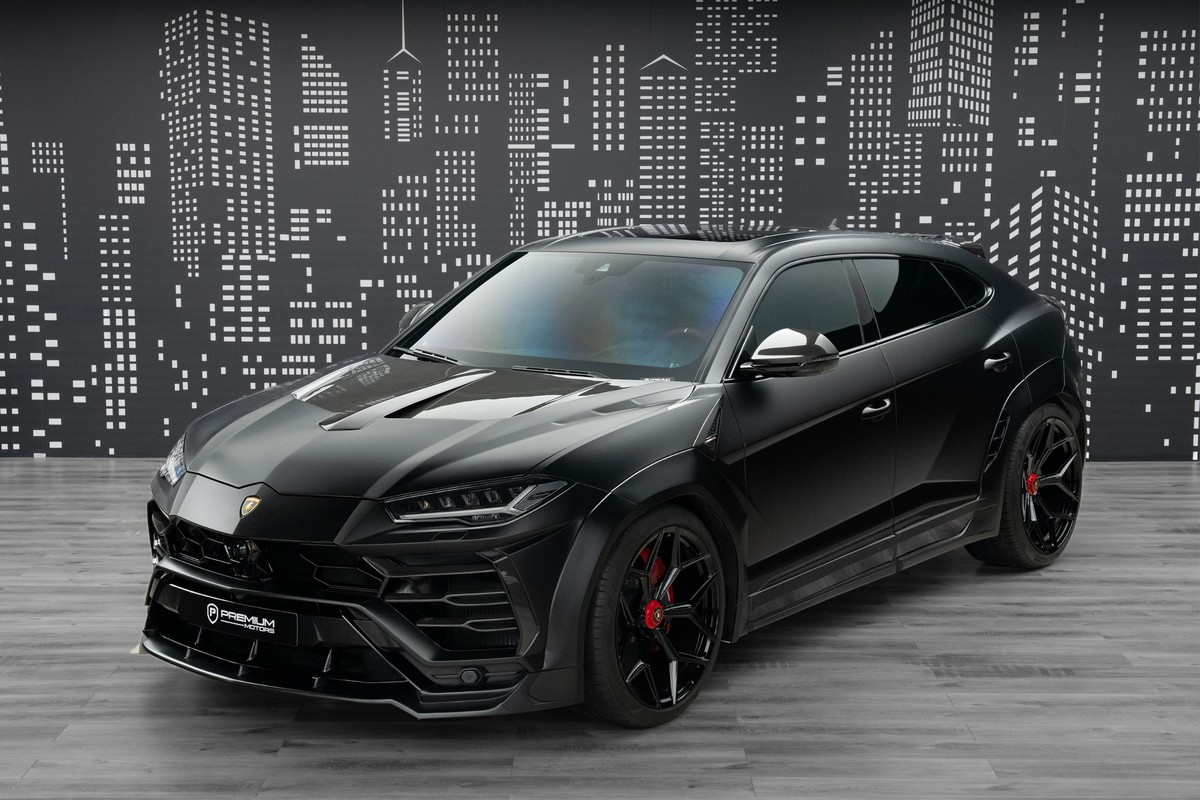 2022 Lamborghini Urus — Novitec in Black — front three-quarter view